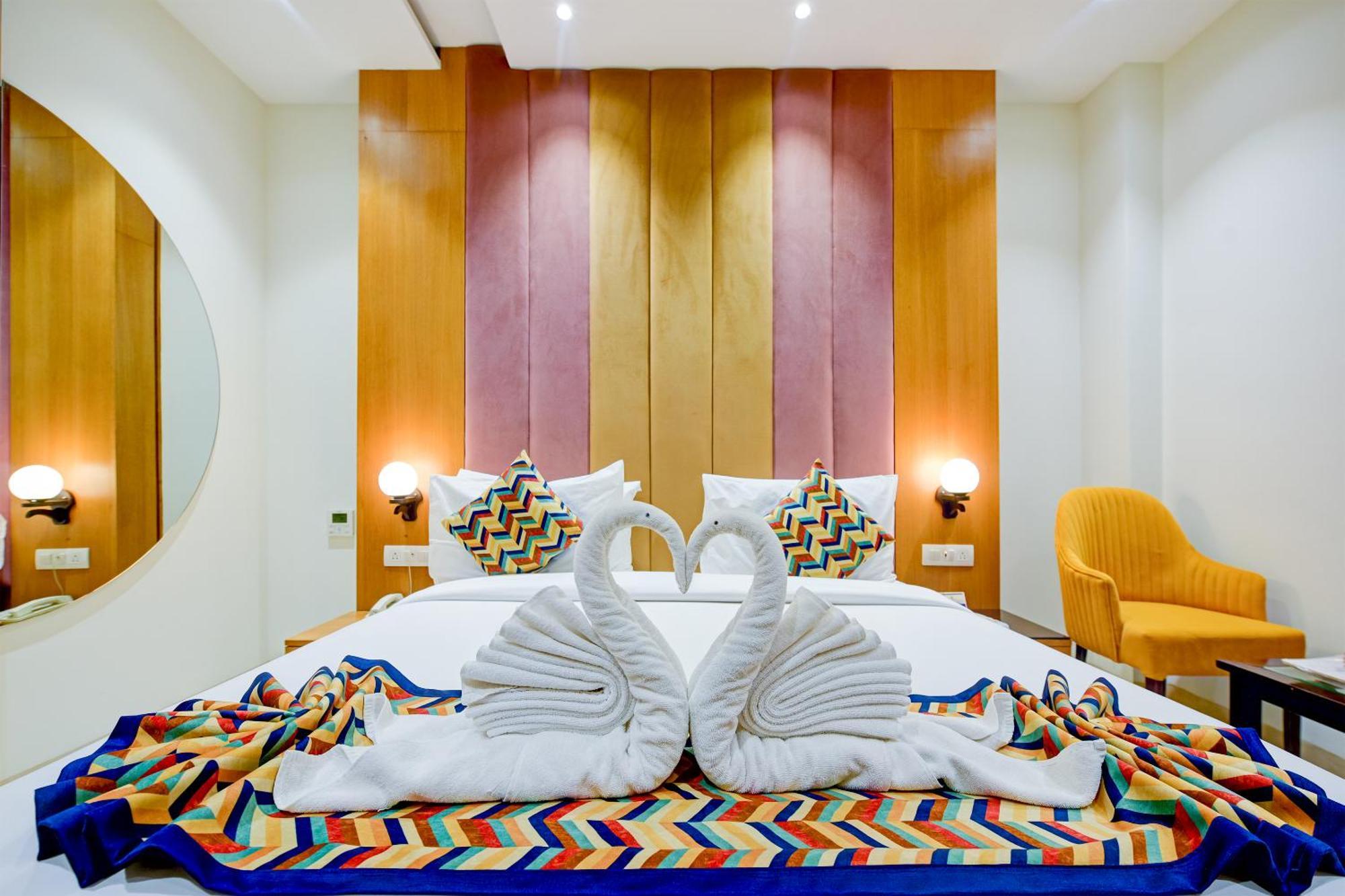 Classio Royale By Io Hotels Near Golden Temple อัมริตสา ภายนอก รูปภาพ