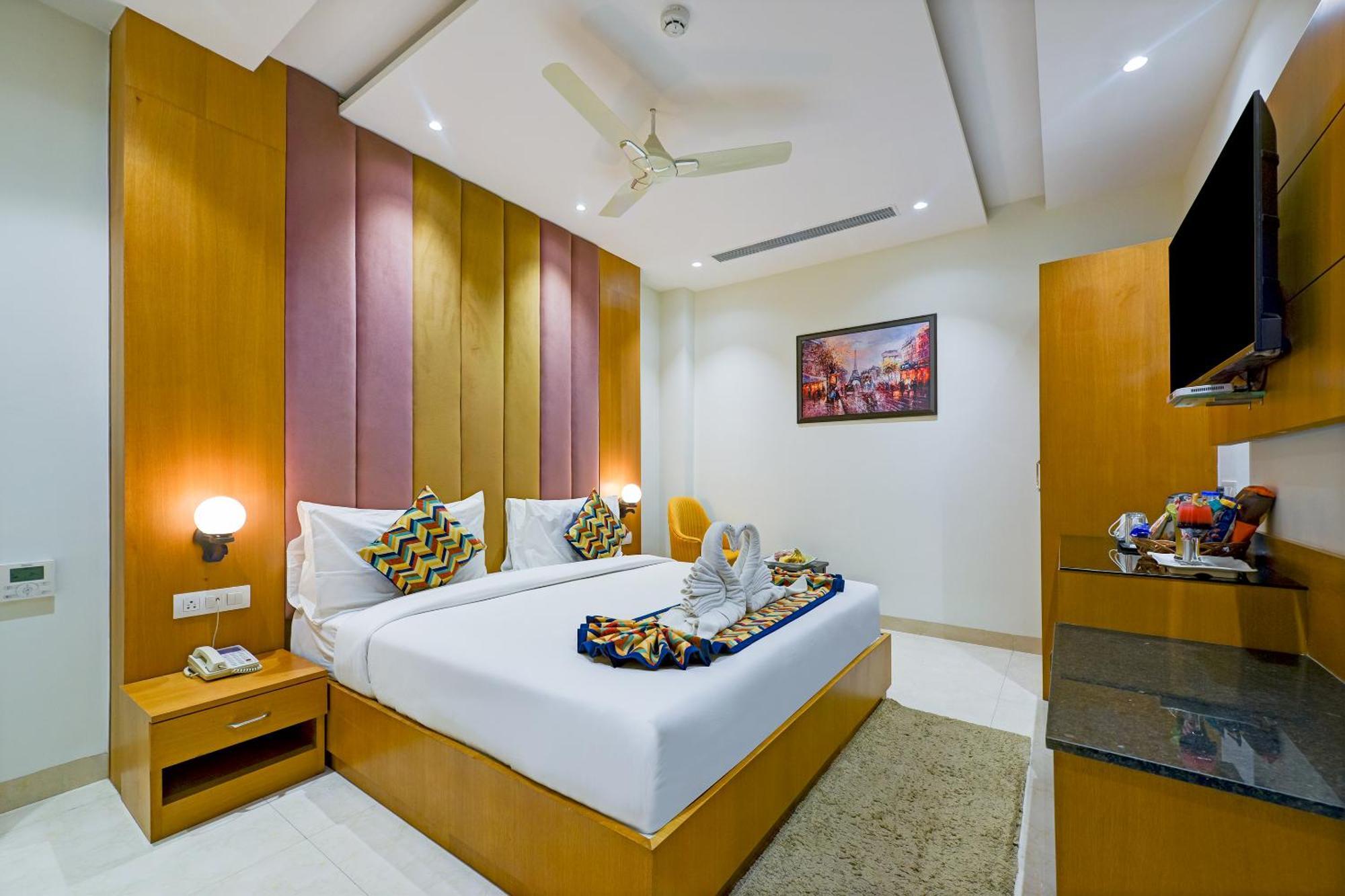 Classio Royale By Io Hotels Near Golden Temple อัมริตสา ภายนอก รูปภาพ