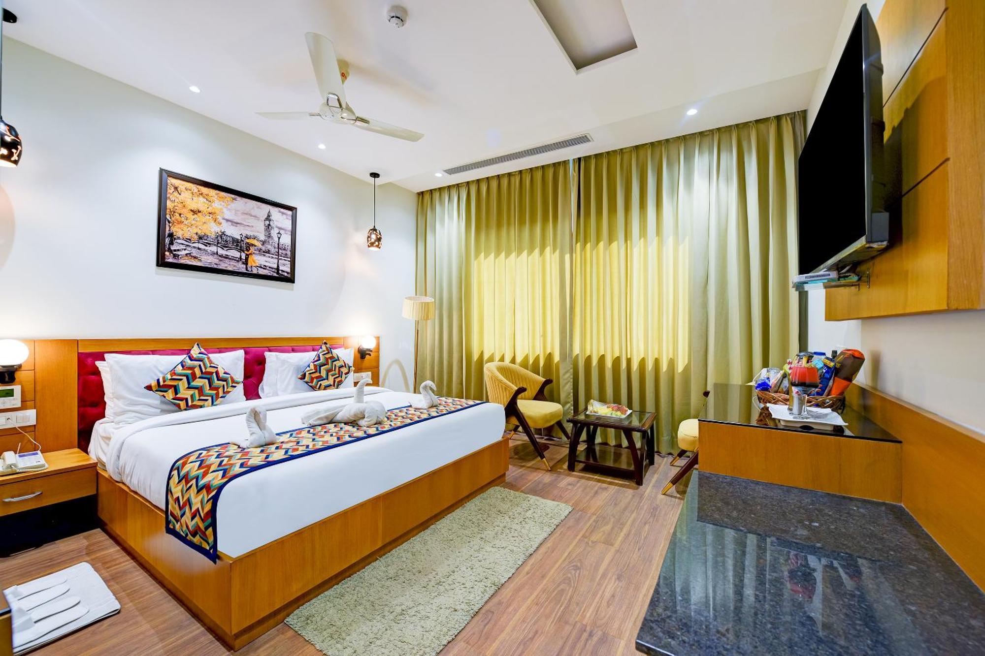 Classio Royale By Io Hotels Near Golden Temple อัมริตสา ภายนอก รูปภาพ